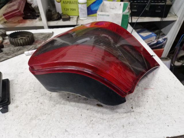 bontott VW GOLF IV Bal Hátsó Lámpa