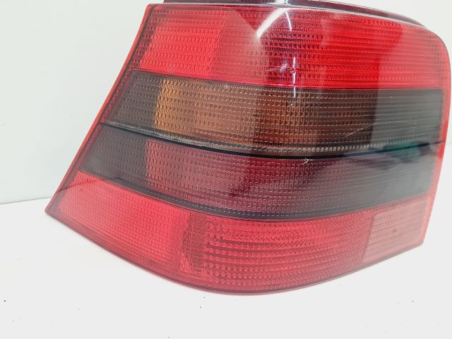 bontott VW GOLF IV Bal Hátsó Lámpa