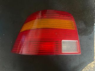 bontott VW GOLF IV Bal Hátsó Lámpa