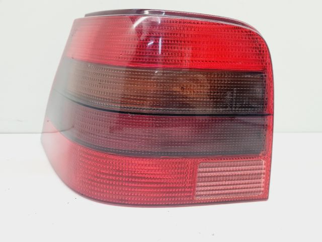 bontott VW GOLF IV Bal Hátsó Lámpa