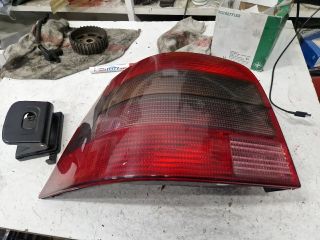 bontott VW GOLF IV Bal Hátsó Lámpa