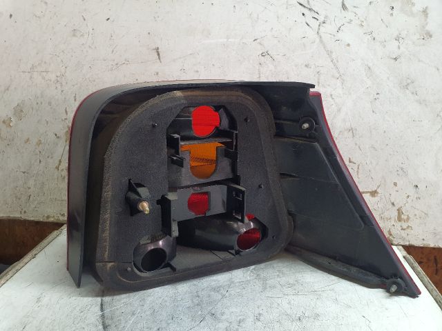 bontott VW GOLF IV Bal Hátsó Lámpa