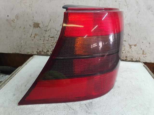 bontott VW GOLF IV Bal Hátsó Lámpa