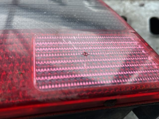 bontott VW GOLF IV Bal Hátsó Lámpa