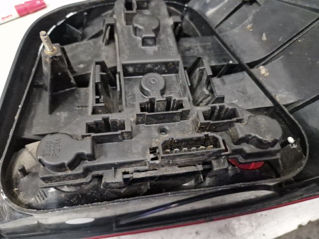 bontott VW GOLF IV Bal Hátsó Lámpa