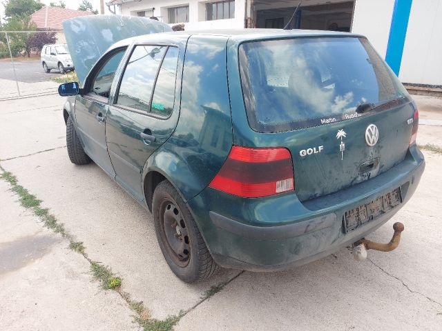 bontott VW GOLF IV Bal hátsó Vízlehúzó Gumicsík