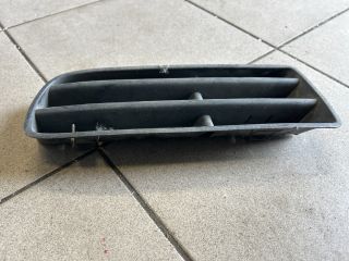 bontott VW GOLF IV Bal Ködlámpa Rács