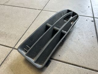 bontott VW GOLF IV Bal Ködlámpa Rács