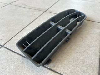 bontott VW GOLF IV Bal Ködlámpa Rács