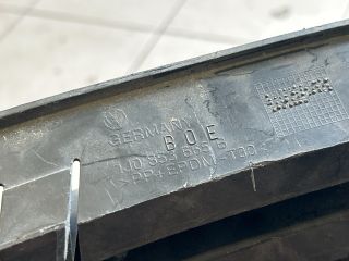 bontott VW GOLF IV Bal Ködlámpa Rács