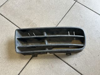 bontott VW GOLF IV Bal Ködlámpa Rács