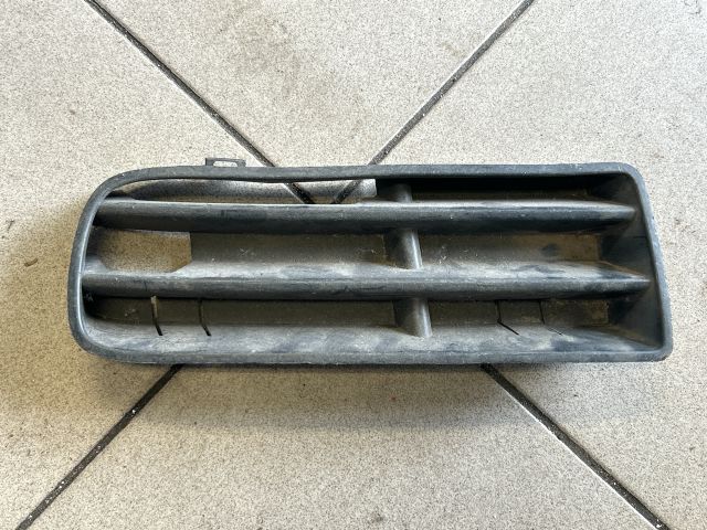 bontott VW GOLF IV Bal Ködlámpa Rács