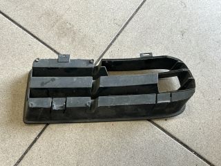 bontott VW GOLF IV Bal Ködlámpa Rács