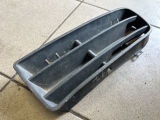 bontott VW GOLF IV Bal Ködlámpa Rács