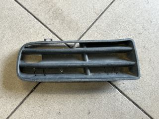 bontott VW GOLF IV Bal Ködlámpa Rács