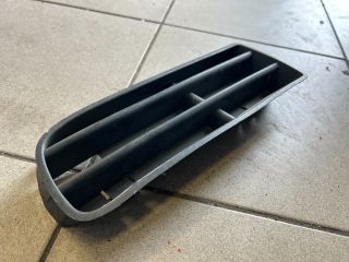 bontott VW GOLF IV Bal Ködlámpa Rács