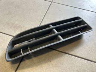 bontott VW GOLF IV Bal Ködlámpa Rács