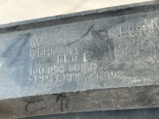 bontott VW GOLF IV Bal Ködlámpa Rács