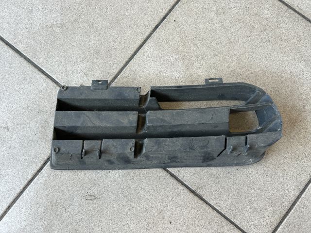 bontott VW GOLF IV Bal Ködlámpa Rács