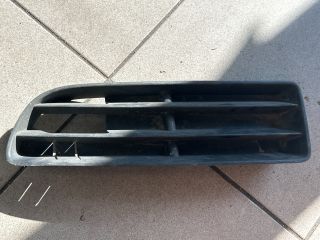 bontott VW GOLF IV Bal Ködlámpa Rács