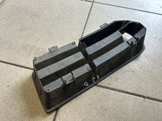 bontott VW GOLF IV Bal Ködlámpa Rács