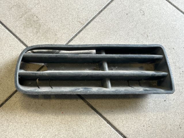 bontott VW GOLF IV Bal Ködlámpa Rács