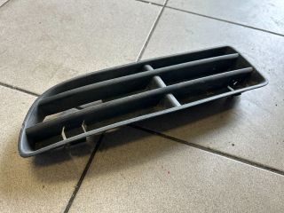 bontott VW GOLF IV Bal Ködlámpa Rács