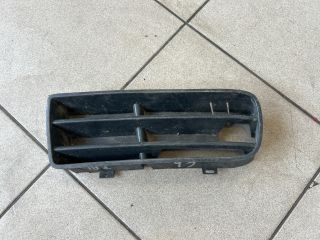 bontott VW GOLF IV Bal Ködlámpa Rács