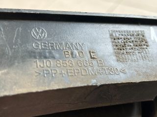 bontott VW GOLF IV Bal Ködlámpa Rács