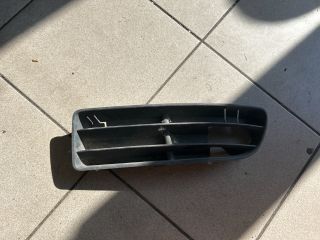 bontott VW GOLF IV Bal Ködlámpa Rács
