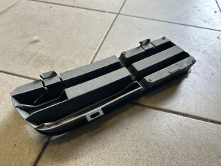 bontott VW GOLF IV Bal Ködlámpa Rács