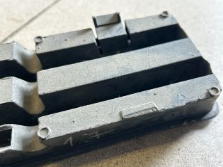 bontott VW GOLF IV Bal Ködlámpa Rács