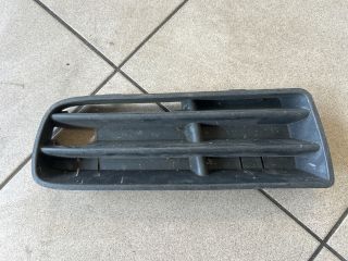 bontott VW GOLF IV Bal Ködlámpa Rács