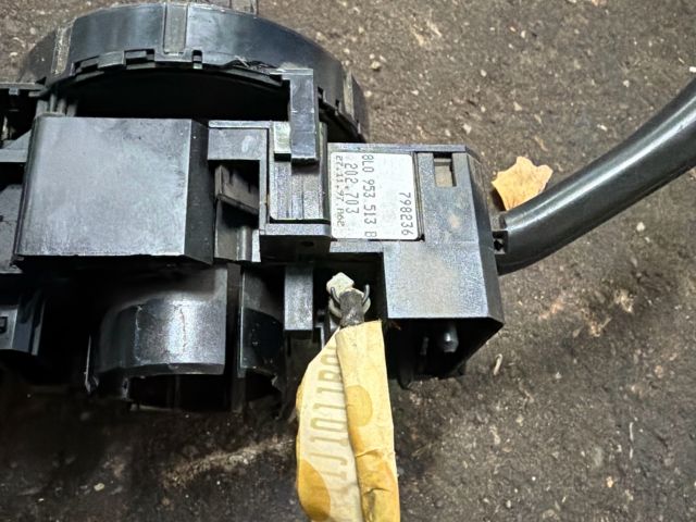 bontott VW GOLF IV Bal Kormánykapcsoló Irányjelző (Tempomatos)