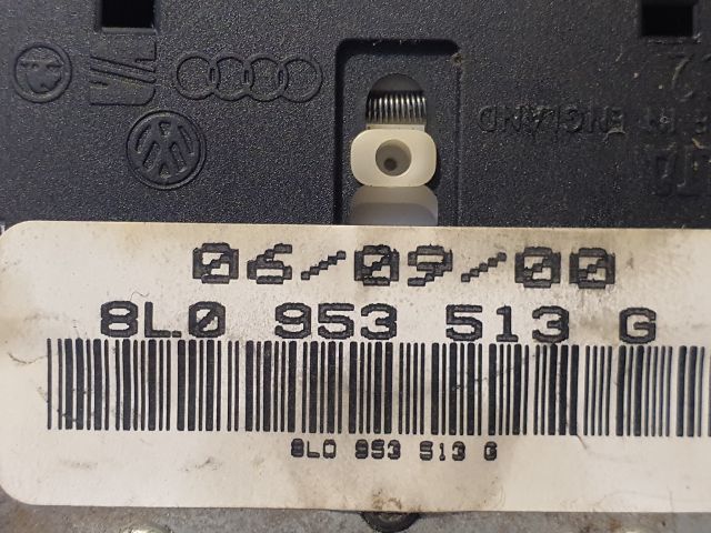 bontott VW GOLF IV Bal Kormánykapcsoló Irányjelző