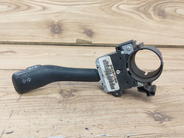 bontott VW GOLF IV Bal Kormánykapcsoló Irányjelző