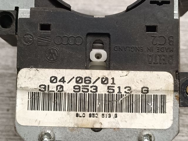 bontott VW GOLF IV Bal Kormánykapcsoló Irányjelző