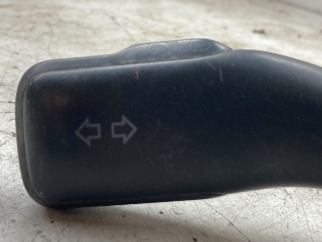 bontott VW GOLF IV Bal Kormánykapcsoló Irányjelző