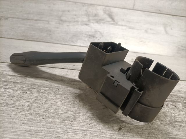 bontott VW GOLF IV Bal Kormánykapcsoló Irányjelző