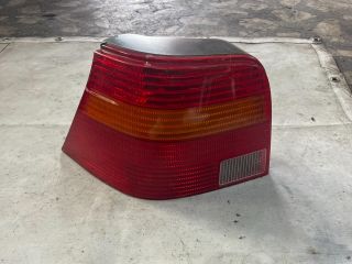 bontott VW GOLF IV Bal Külső Hátsó Lámpa