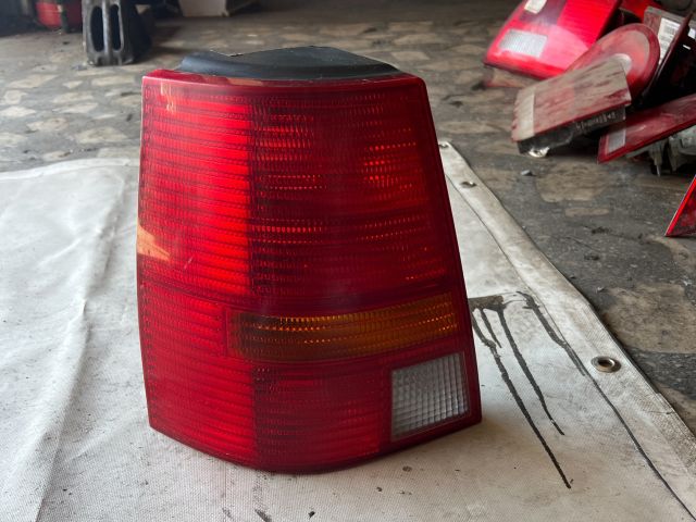 bontott VW GOLF IV Bal Külső Hátsó Lámpa