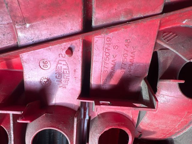 bontott VW GOLF IV Bal Külső Hátsó Lámpa