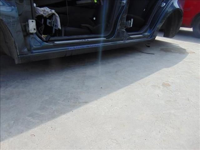 bontott VW GOLF IV Bal Küszöb