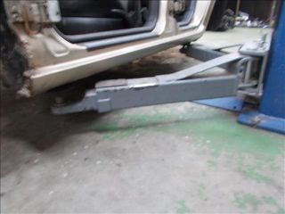 bontott VW GOLF IV Bal Küszöb