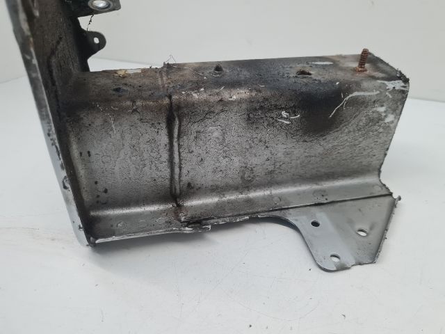 bontott VW GOLF IV Bal Lökhárító Tartó Nyúlványvég