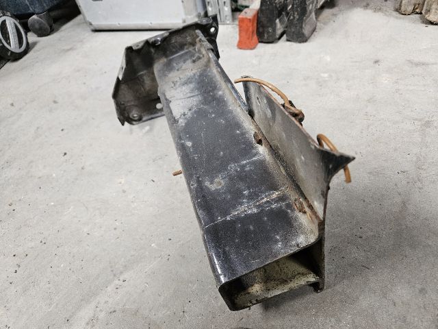 bontott VW GOLF IV Bal Lökhárító Tartó Nyúlványvég