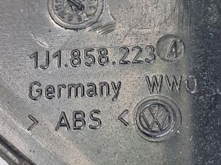 bontott VW GOLF IV Bal Műszerfal Oldalkárpit