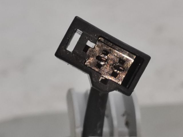 bontott VW GOLF IV Bal Napellenző