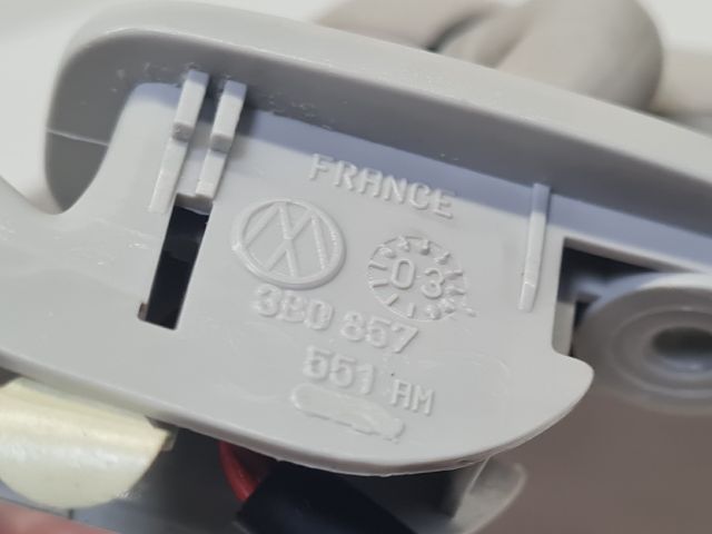 bontott VW GOLF IV Bal Napellenző