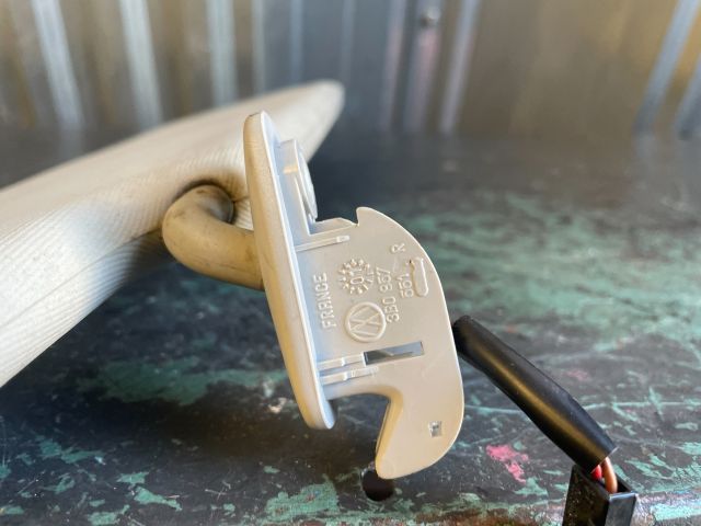 bontott VW GOLF IV Bal Napellenző